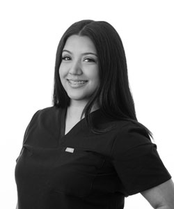 7.- Jazmin Diaz- Front Desk